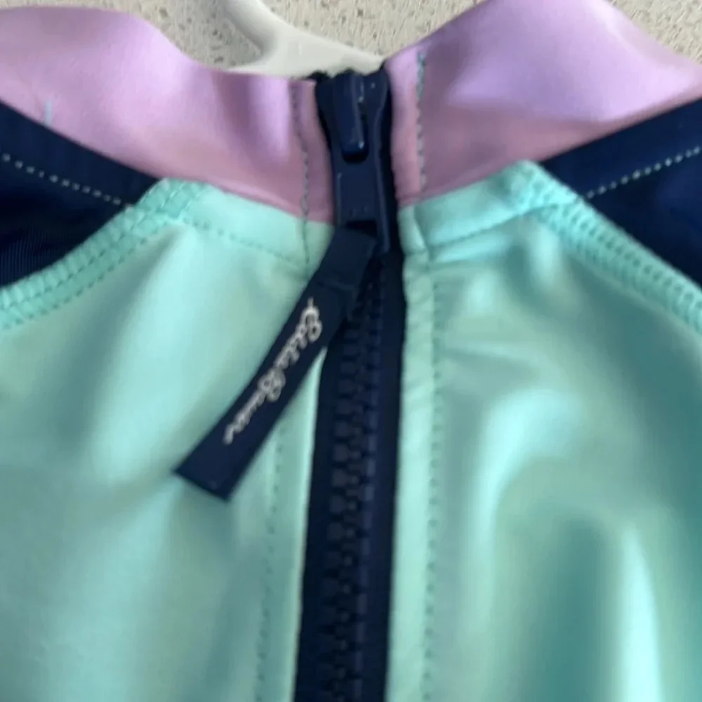 Eddie Bauer Girls Rash Guard Surf Swim Shirt Short Sleeve Size small 7/8